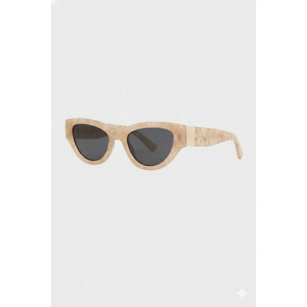 NEW BILLINI women's thick band sunglasses in white - Picture 2 of 2